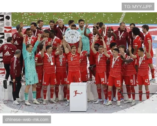 “足球记忆”展览在慕尼黑开幕,聚焦德甲六十周年历史影像 “足球记忆”展览在慕尼黑开幕,聚焦德甲六十周年历史影像